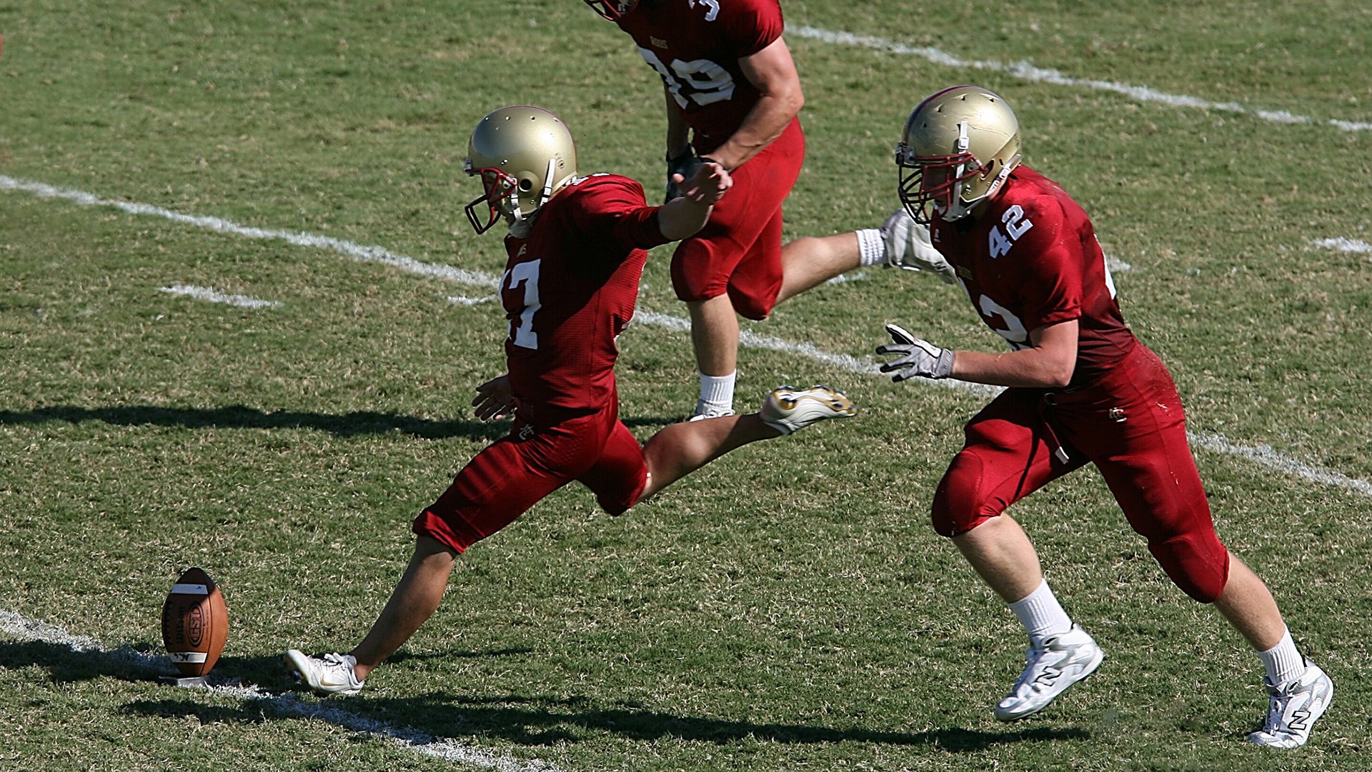 卡特的传球视野和精确度,令全黑队在场上始终占据优势,卡特10佳球